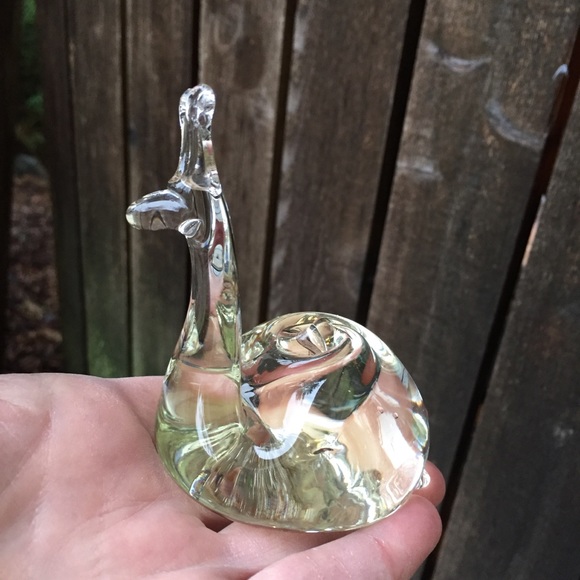 Clear Art Glass Snail Figurine Paperweight - Picture 4 of 16